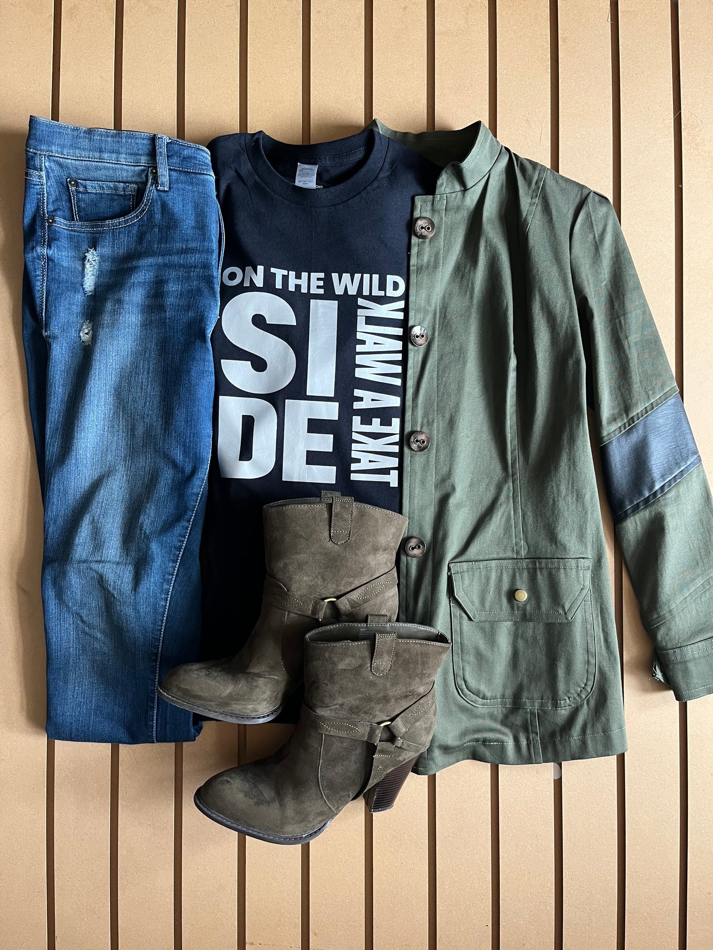 Take a walk on the wilde side (Metalic Silver Text) - Unisex Relaxed Fit Tee