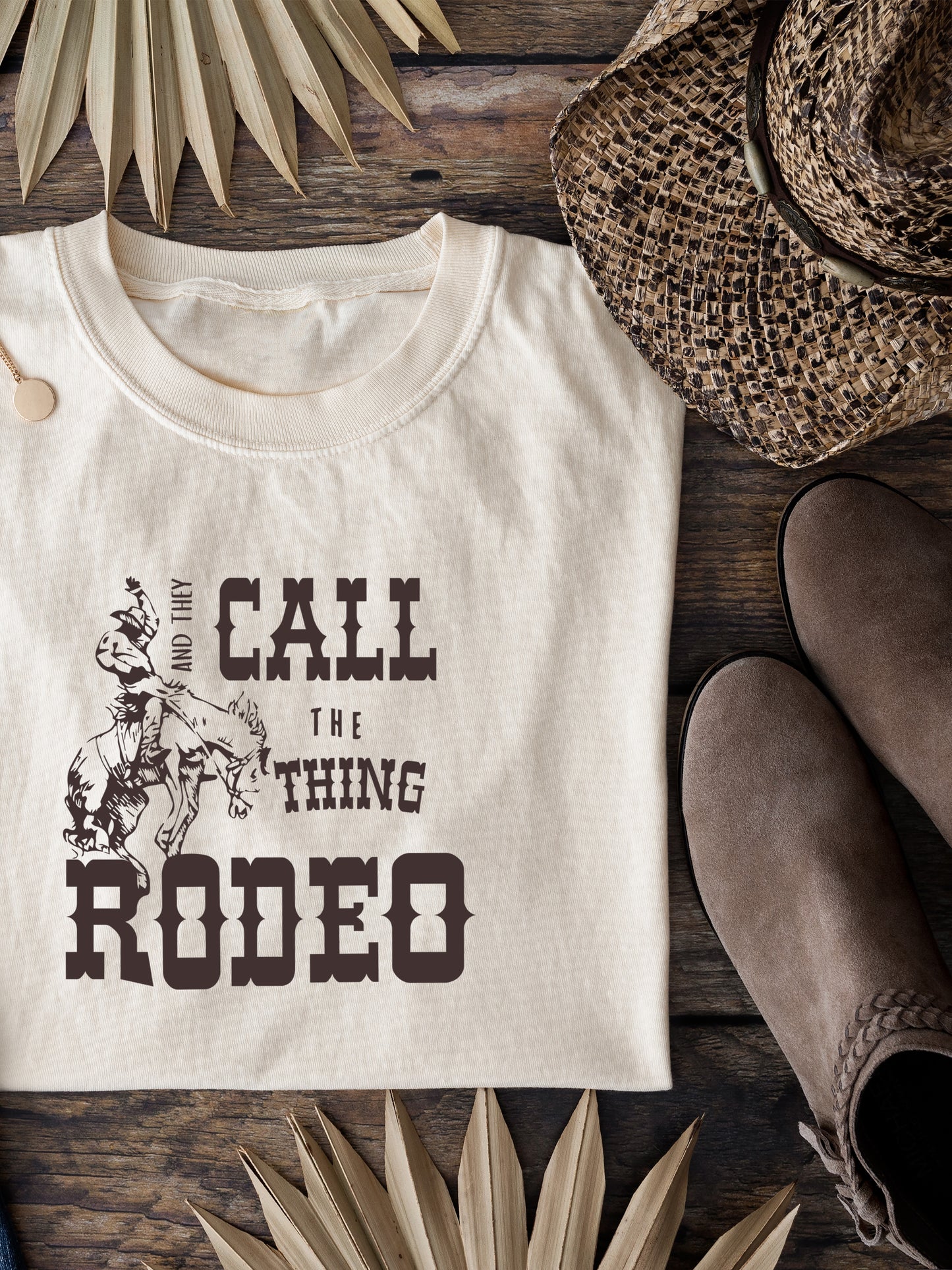 They call it rodeo - Relaxed fit Unisex tee sand