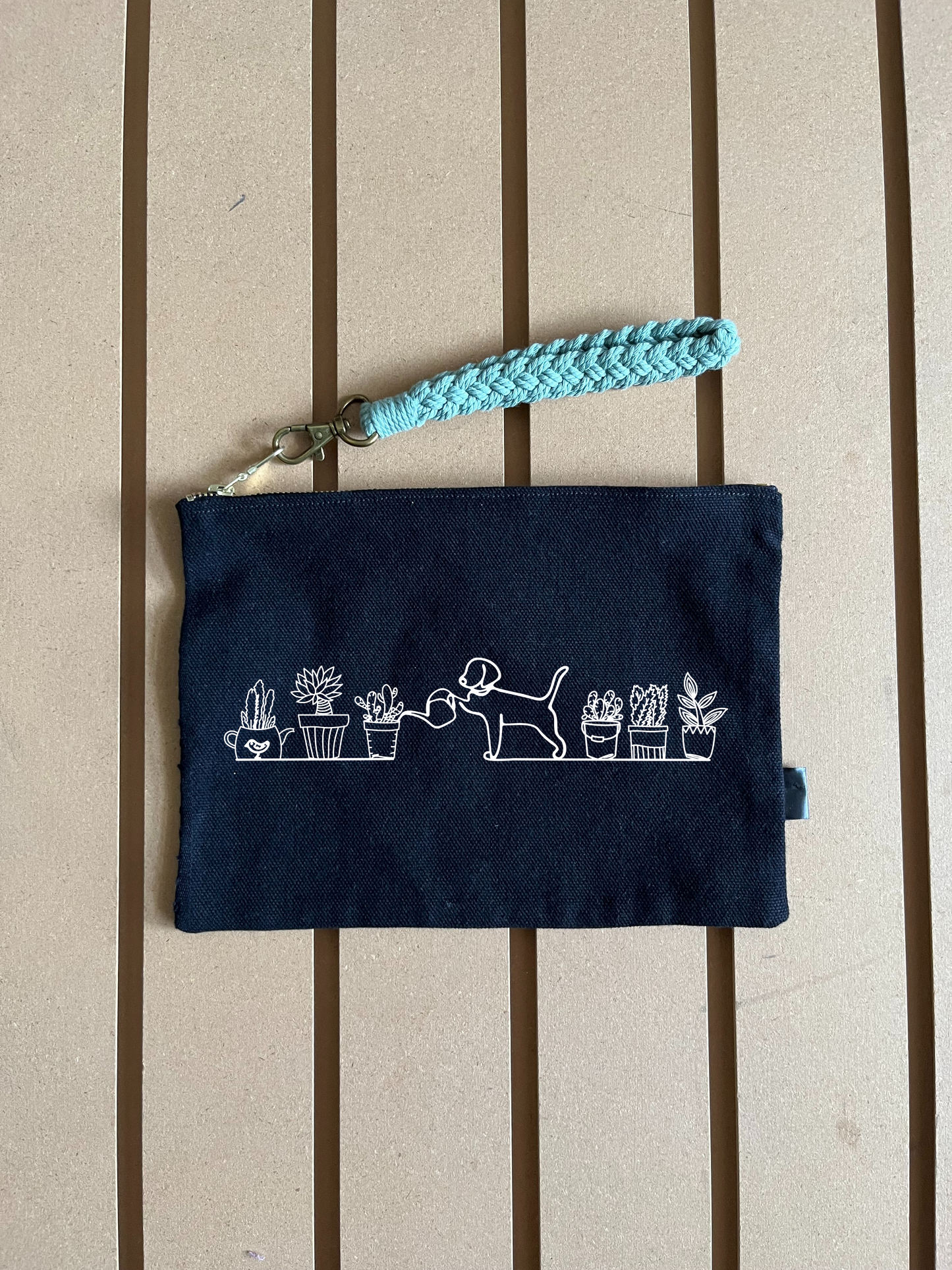 Dog watering plants - Colour Pouch