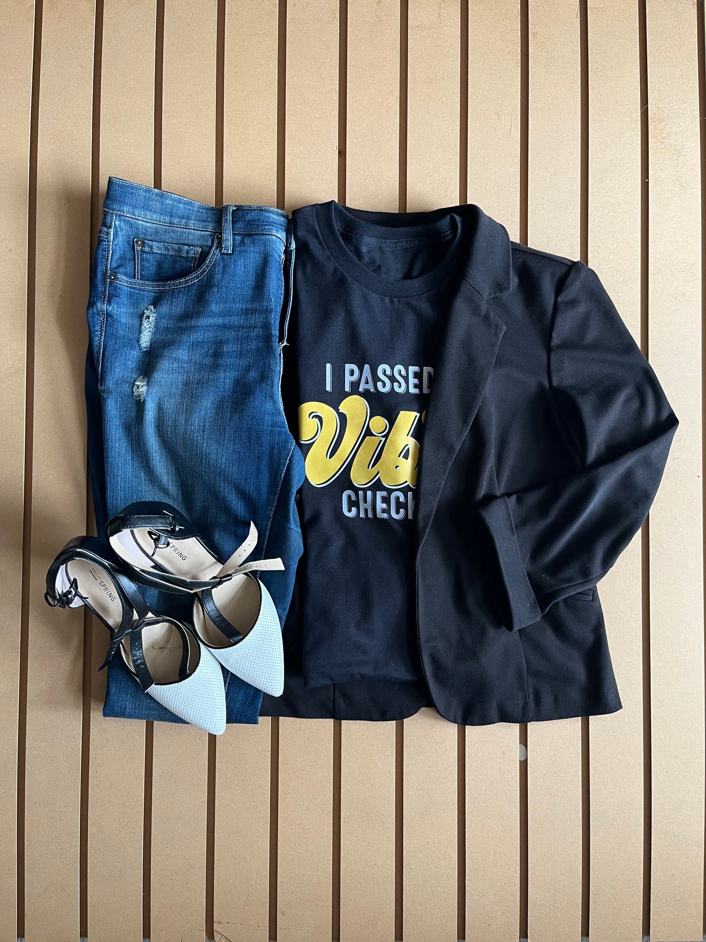 I Passed the Vibe Check -  Unisex Relaxed Fit Tee Black