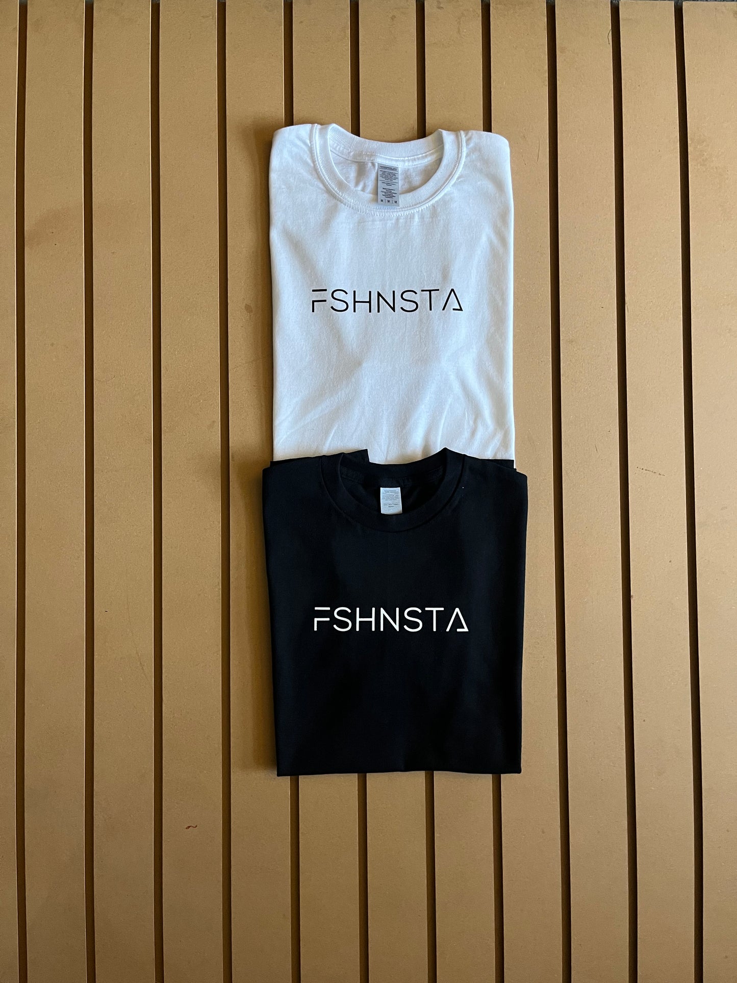 Fshnsta Logo - Unisex Relaxed Fit Tee White